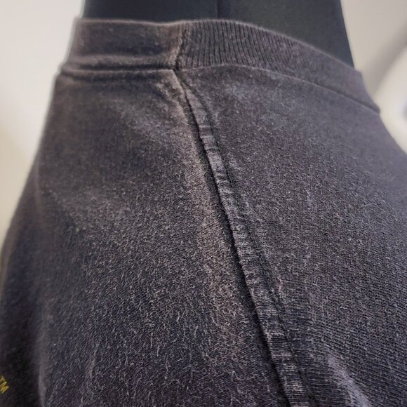 True Vintage 90s Kiss XL Hottest Band in the World Limited Edition T-Shirt READ - Picture 11 of 13